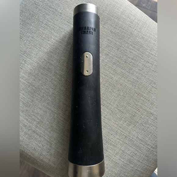 Sharper Image Black Electric Wine Bottle Opener - Picture 1 of 1
